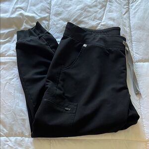 Figs Zamora Black Jogger Scrub Pants